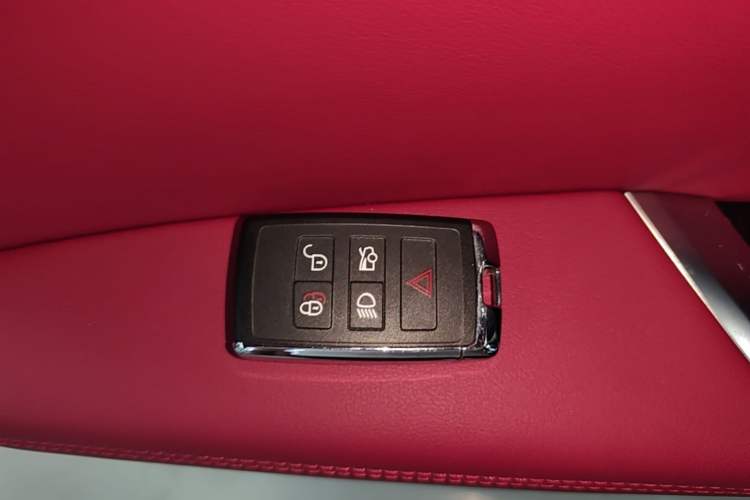 Used Jaguar XEL 2024 2.0T 250 PS R-DYNAMIC S Advanced Sport Edition Vehicle Key
