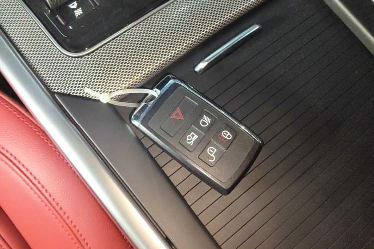 Used Jaguar XEL 2024 2.0T 250 PS R-DYNAMIC S Advanced Sport Edition Vehicle Key