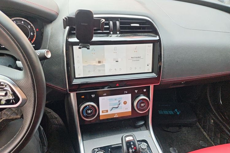 Used Jaguar XEL 2025 2.0T 250 PS R-DYNAMIC 90th Anniversary Edition Audio And AC Panel