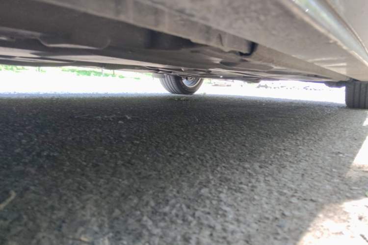 Used Jaguar XEL 2025 2.0T 250 PS R-DYNAMIC 90th Anniversary Edition Chassis Front Left