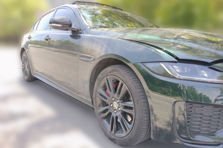 Used Jaguar XEL 2025 2.0T 250 PS R-DYNAMIC 90th Anniversary Edition Front Right 45 Deg