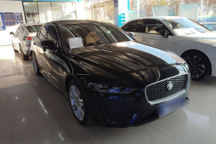 Used Jaguar XEL 2025 2.0T 250 PS R-DYNAMIC 90th Anniversary Edition Front Right 45 Deg