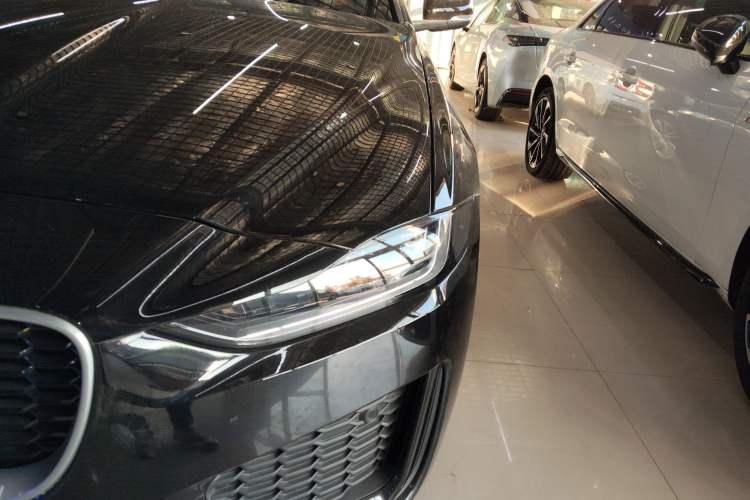 Used Jaguar XEL 2025 2.0T 250 PS R-DYNAMIC 90th Anniversary Edition Left Front Headlight