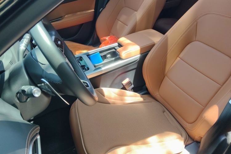 Used Jaguar XEL 2025 2.0T 250 PS R-DYNAMIC 90th Anniversary Edition Left Front Seat