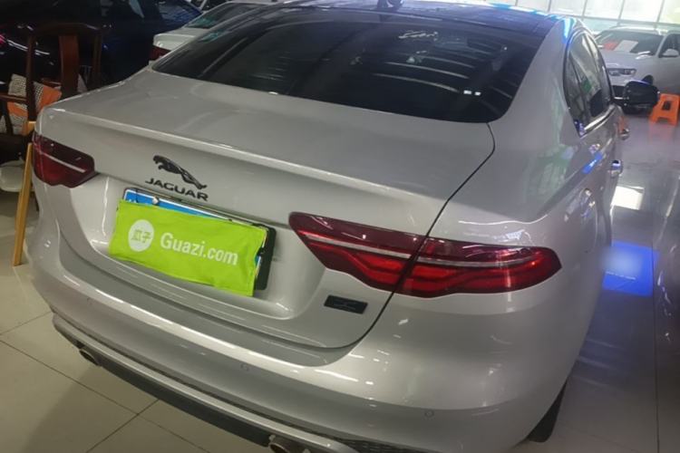 Used Jaguar XEL 2025 2.0T 250 PS R-DYNAMIC 90th Anniversary Edition Rear Right 45 Deg