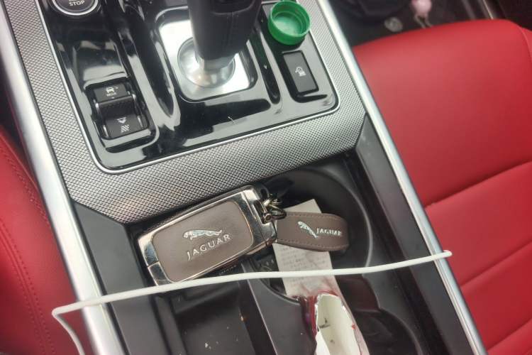 Used Jaguar XEL 2025 2.0T 250 PS R-DYNAMIC 90th Anniversary Edition Vehicle Key