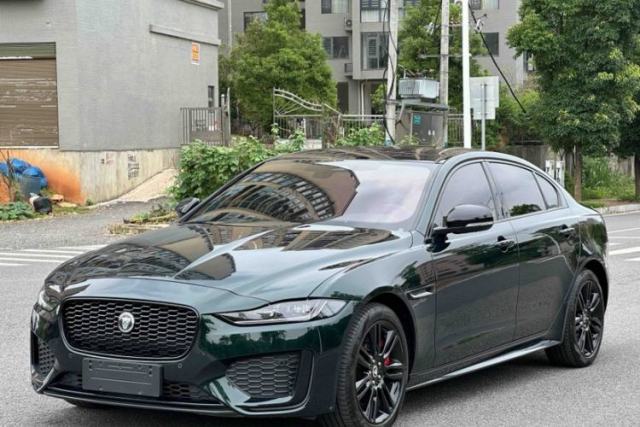 Ojetý Jaguar XEL 2025 2.0T 250 PS R-DYNAMIC 90th Anniversary Edition