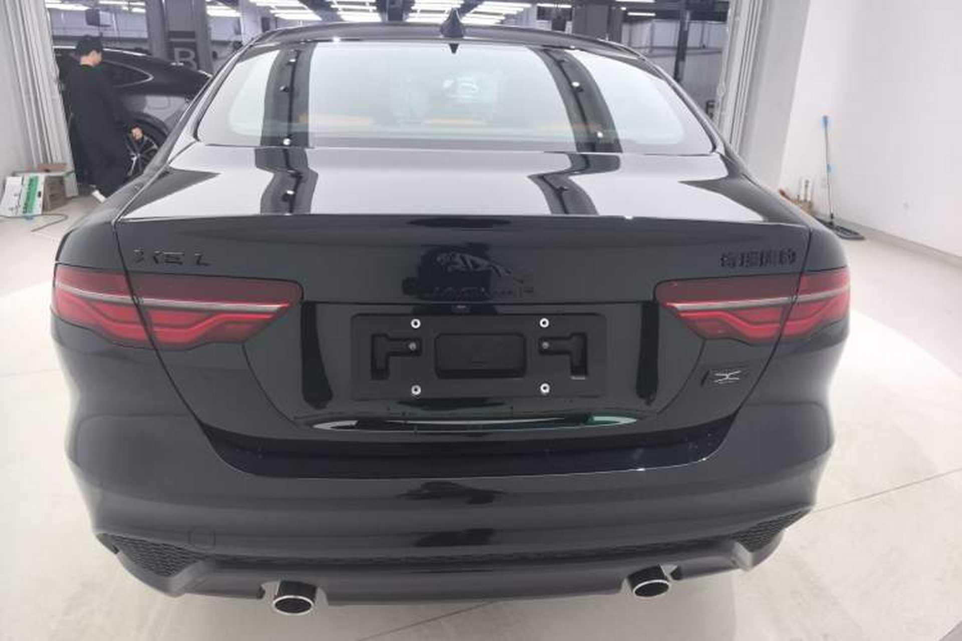 Used Jaguar XEL 2025 2.0T 250 PS R-DYNAMIC 90th Anniversary Edition Exterior 4