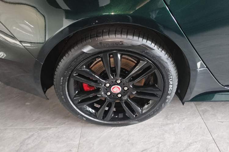 Used Jaguar XEL 2025 2.0T 250 PS R-DYNAMIC 90th Anniversary Edition Exterior 5