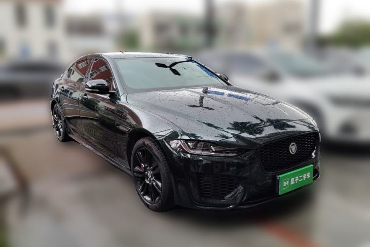 Used Jaguar XEL 2025 2.0T 250 PS R-DYNAMIC 90th Anniversary Edition Front Right 45 Deg
