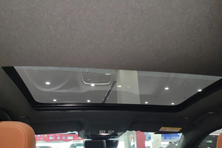 Used Jaguar XEL 2025 2.0T 250 PS R-DYNAMIC 90th Anniversary Edition Headliner