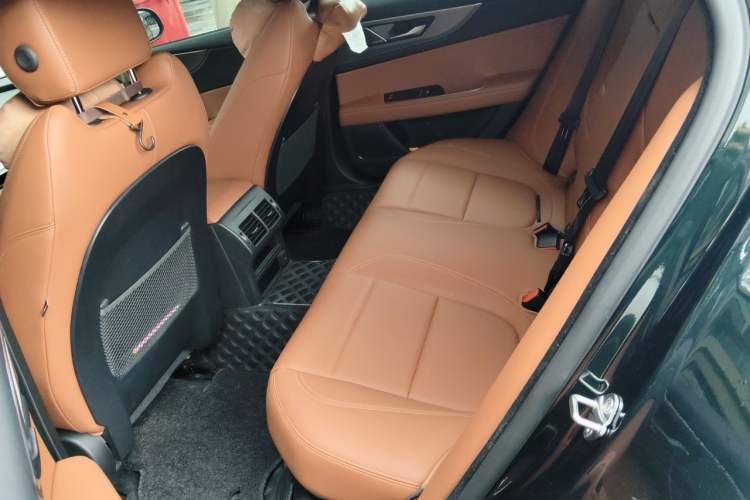 Used Jaguar XEL 2025 2.0T 250 PS R-DYNAMIC 90th Anniversary Edition Left Rear Seat
