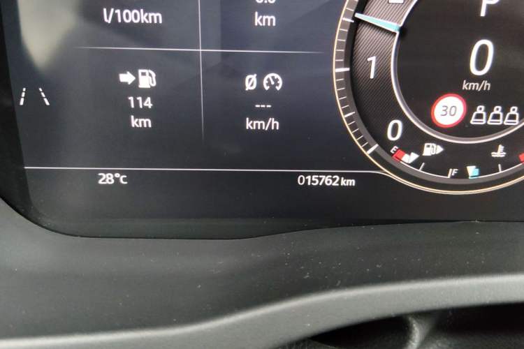 Used Jaguar XEL 2025 2.0T 250 PS R-DYNAMIC 90th Anniversary Edition Odometer Close Up