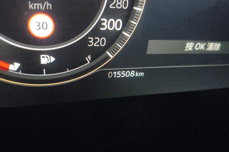 Used Jaguar XEL 2025 2.0T 250 PS R-DYNAMIC 90th Anniversary Edition Odometer Close Up
