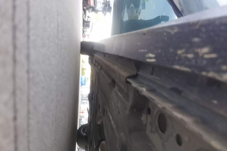 Used Jaguar XEL 2025 2.0T 250 PS R-DYNAMIC 90th Anniversary Edition Right Side Sill