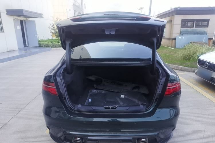 Used Jaguar XEL 2025 2.0T 250 PS R-DYNAMIC 90th Anniversary Edition Trunk