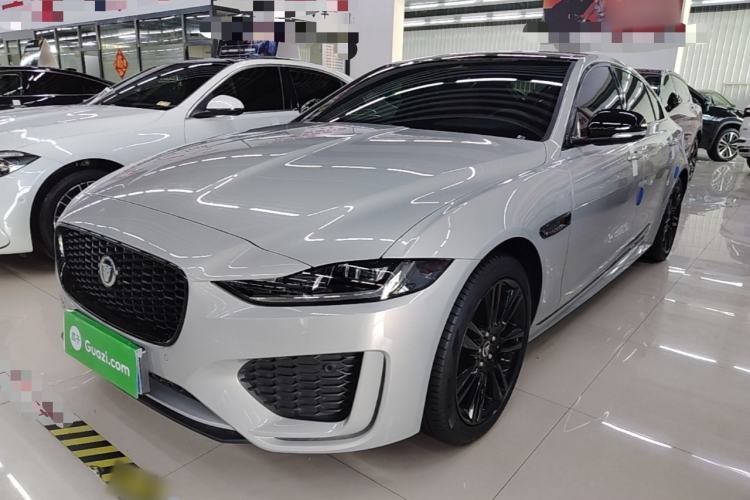 Jaguar XEL 2025 2.0T 250 PS R-DYNAMIC 90th Anniversary Edition