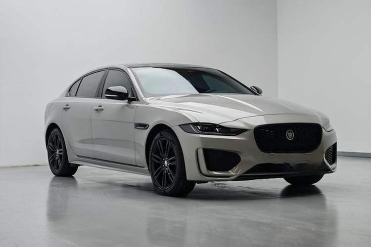 Used Jaguar XEL 2025 2.0T 250 PS R-DYNAMIC 90th Anniversary Edition Exterior 2