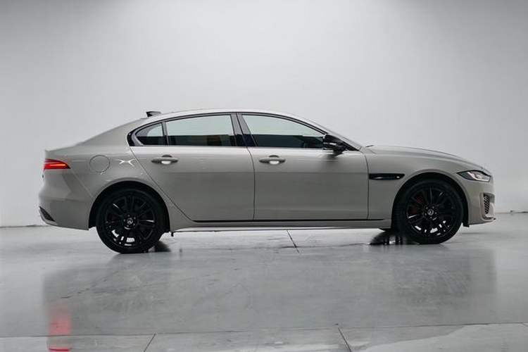 Used Jaguar XEL 2025 2.0T 250 PS R-DYNAMIC 90th Anniversary Edition Exterior 8