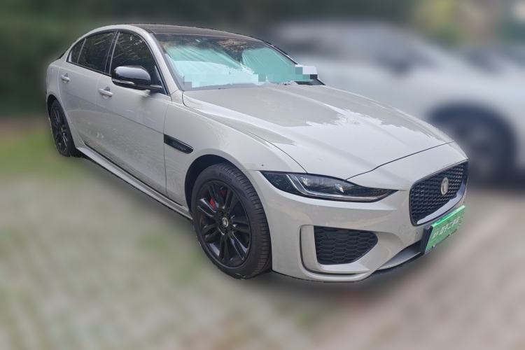 Used Jaguar XEL 2025 2.0T 250 PS R-DYNAMIC 90th Anniversary Edition Front Right 45 Deg