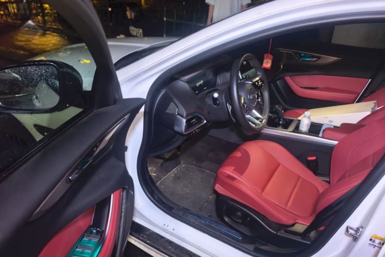 Used Jaguar XEL 2025 2.0T 250 PS R-DYNAMIC 90th Anniversary Edition Driver Seat