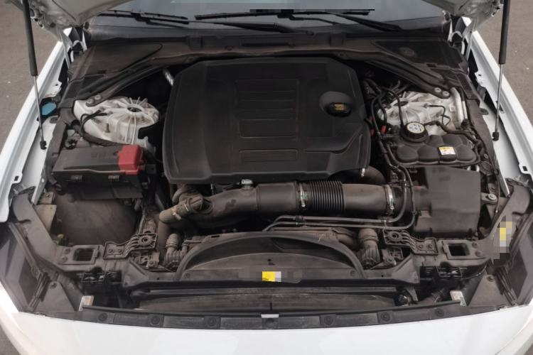 Used Jaguar XEL 2025 2.0T 250 PS R-DYNAMIC 90th Anniversary Edition Engine Bay