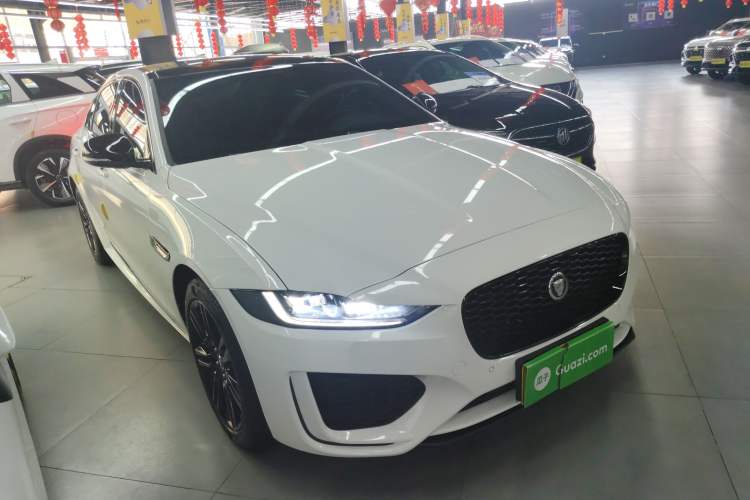 Used Jaguar XEL 2025 2.0T 250 PS R-DYNAMIC 90th Anniversary Edition Front Right 45 Deg