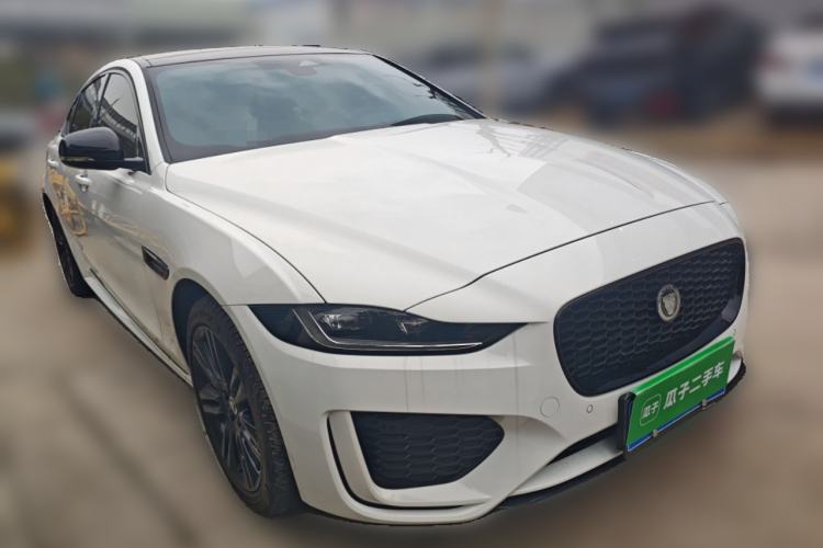 Used Jaguar XEL 2025 2.0T 250 PS R-DYNAMIC 90th Anniversary Edition Front Right 45 Deg