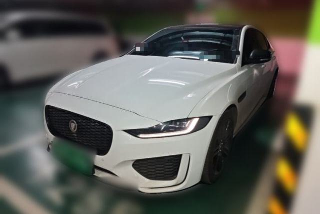 Used Jaguar XEL 2025 2.0T 250 PS R-DYNAMIC 90th Anniversary Edition