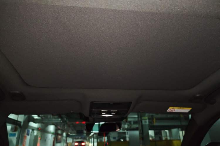 Used Jaguar XEL 2025 2.0T 250 PS R-DYNAMIC 90th Anniversary Edition Headliner