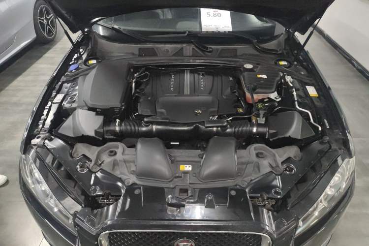 Used Jaguar XF 2015 XF 3.0 SC R-Sport Luxury Edition Engine Bay