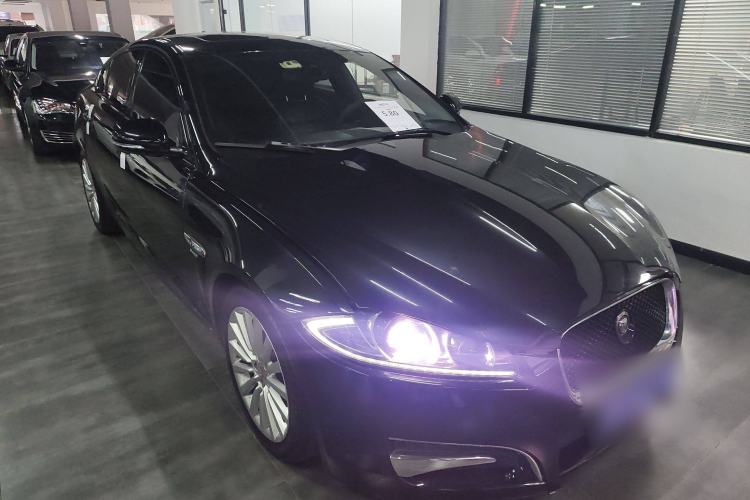 Used Jaguar XF 2015 XF 3.0 SC R-Sport Luxury Edition Exterior 2