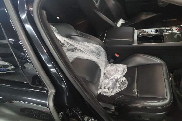 Used Jaguar XF 2015 XF 3.0 SC R-Sport Luxury Edition Right Front Seat
