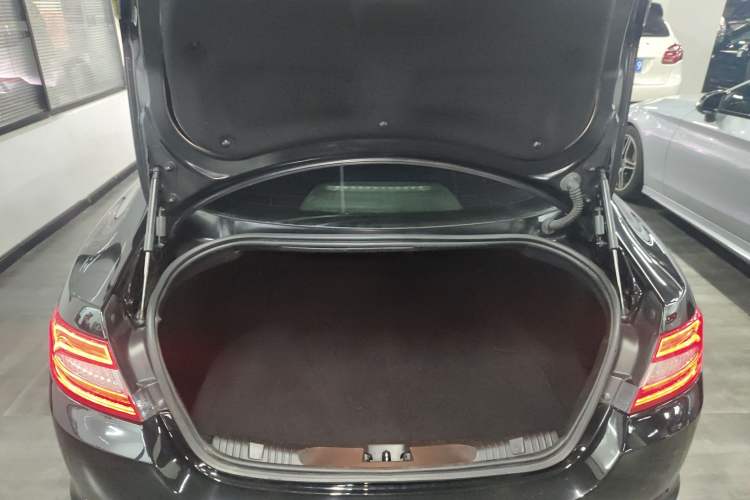 Used Jaguar XF 2015 XF 3.0 SC R-Sport Luxury Edition Trunk