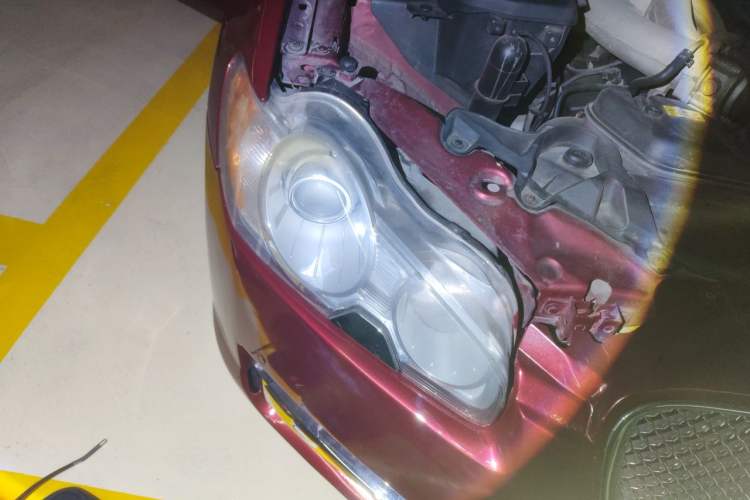 Used Jaguar XF 2008 XF 3.0 V6 Premium Luxury Edition Right Front Headlight