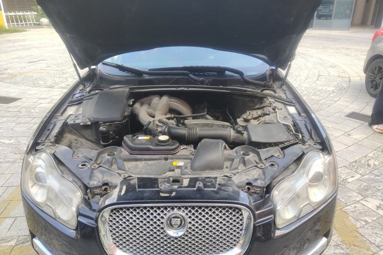 Used Jaguar XF 2009 XF 3.0L V6 Luxury Edition Engine Bay