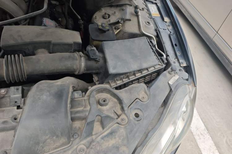 Used Jaguar XF 2009 XF 3.0L V6 Luxury Edition Engine Bay Left