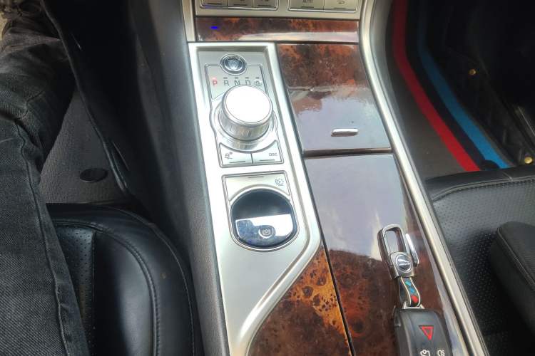 Used Jaguar XF 2009 XF 3.0L V6 Luxury Edition Gear Lever