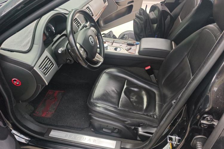 Used Jaguar XF 2009 XF 3.0L V6 Luxury Edition Left Front Seat