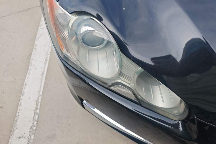 Used Jaguar XF 2009 XF 3.0L V6 Luxury Edition Right Front Headlight