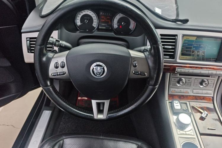 Used Jaguar XF 2009 XF 3.0L V6 Luxury Edition Steering Wheel
