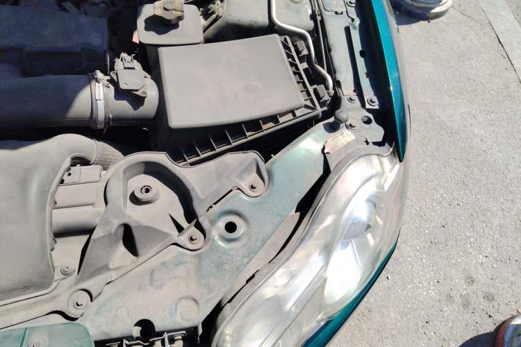 Used Jaguar XF 2009 XF 3.0L V6 Luxury Edition Engine Bay Left