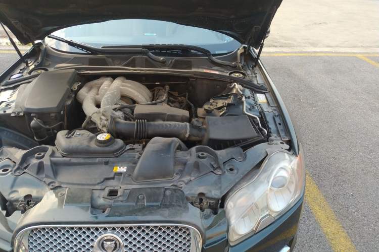 Used Jaguar XF 2009 XF 3.0L V6 Luxury Edition Engine Bay Left