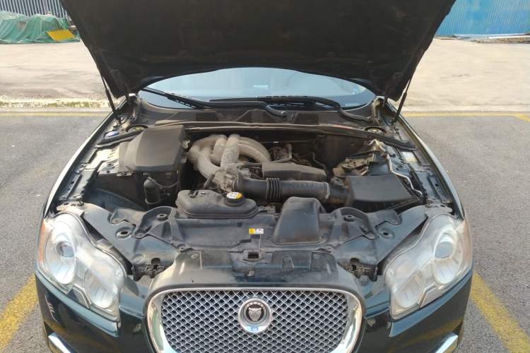 Used Jaguar XF 2009 XF 3.0L V6 Luxury Edition Engine Bay