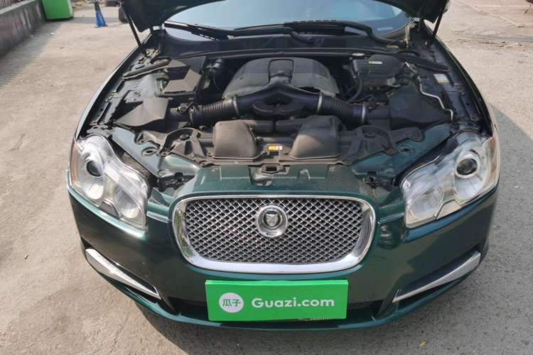 Used Jaguar XF 2009 XF 4.2 SV8 Supercharged Edition Engine Bay