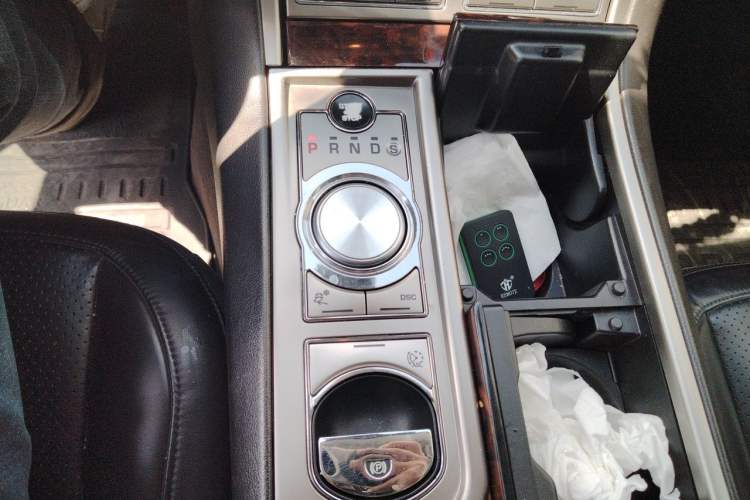 Used Jaguar XF 2009 XF 3.0L V6 Luxury Edition Gear Lever