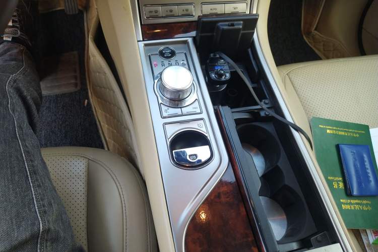 Used Jaguar XF 2009 XF 3.0L V6 Luxury Edition Gear Lever