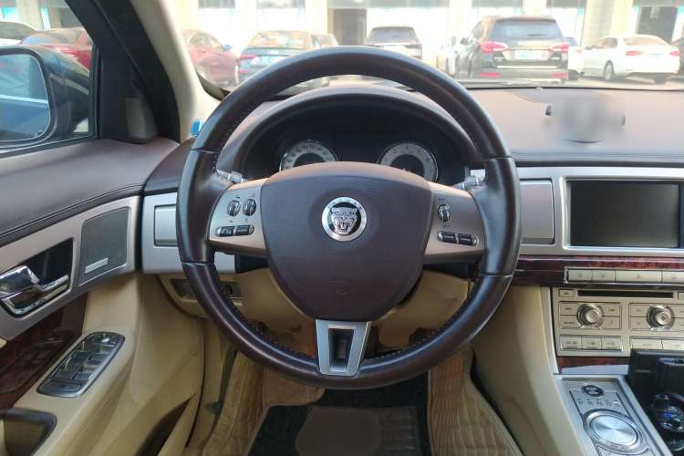 Used Jaguar XF 2009 XF 3.0L V6 Luxury Edition Steering Wheel