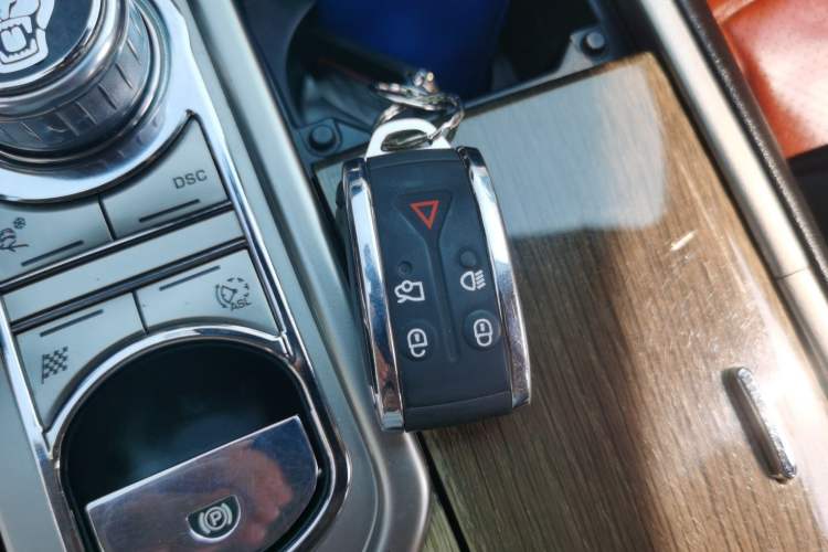 Used Jaguar XF 2009 XF 4.2 SV8 Supercharged Edition Vehicle Key