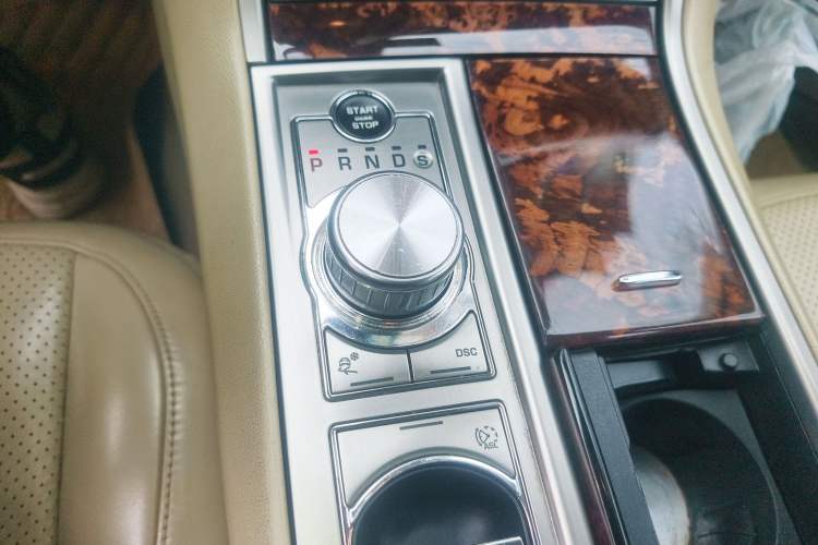 Used Jaguar XF 2009 XF 3.0L V6 Luxury Edition Gear Lever